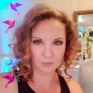 Meet your Posher, Ana maria